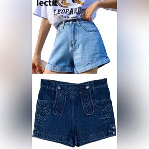 RARE Vintage High Waisted Mom Jean Shorts/German Oktoberfest Trachten